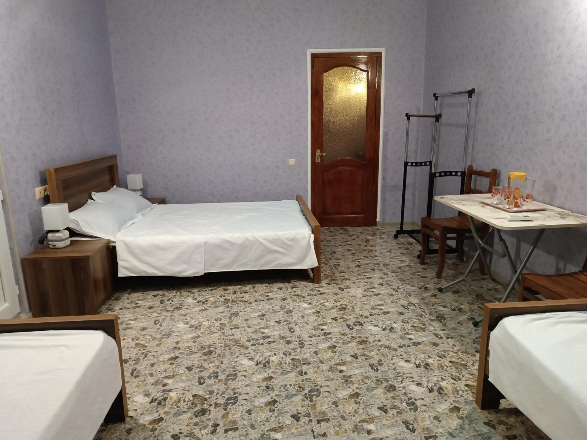 Light House Hotel Kutaisi Luaran gambar