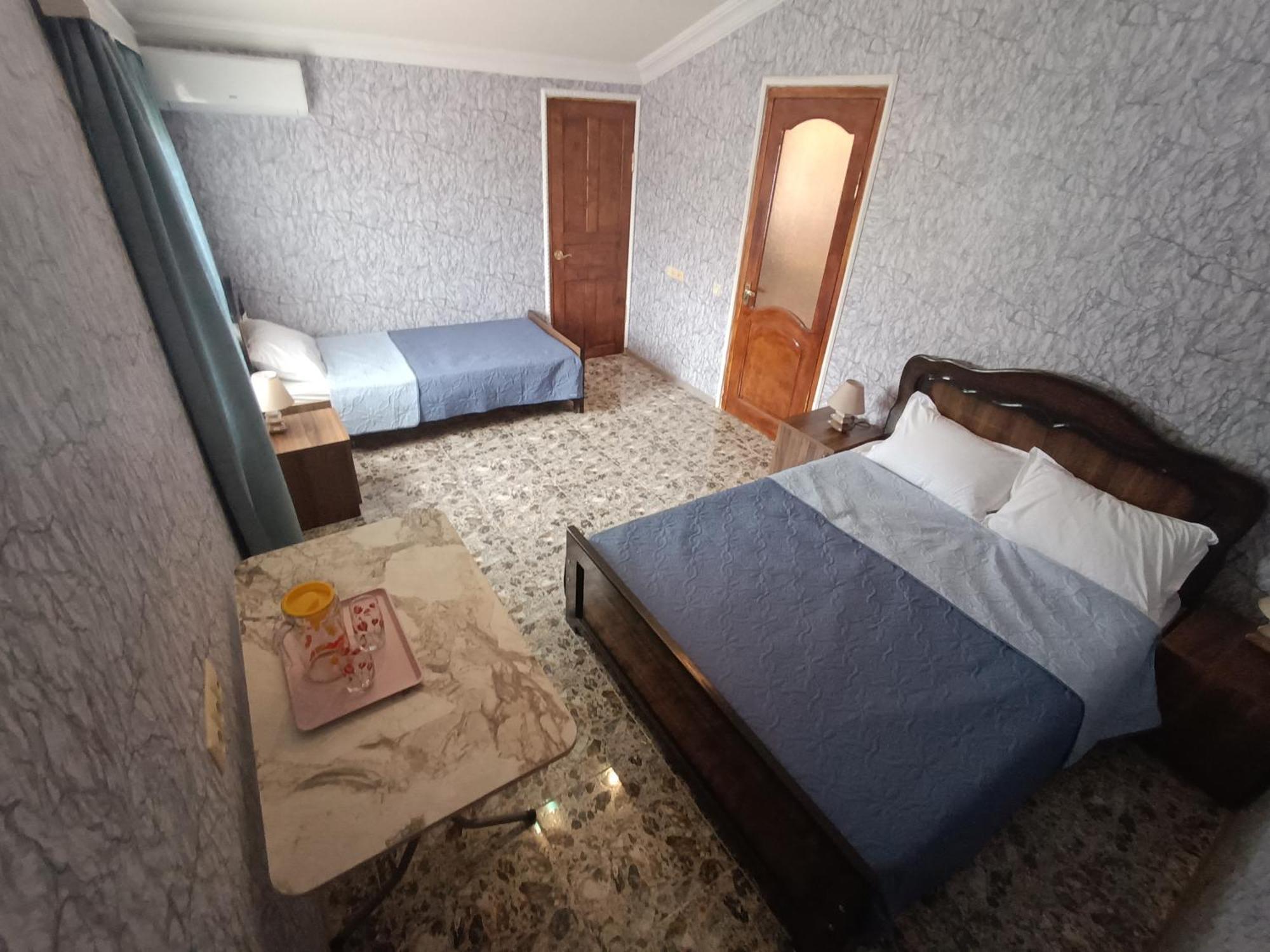 Light House Hotel Kutaisi Luaran gambar