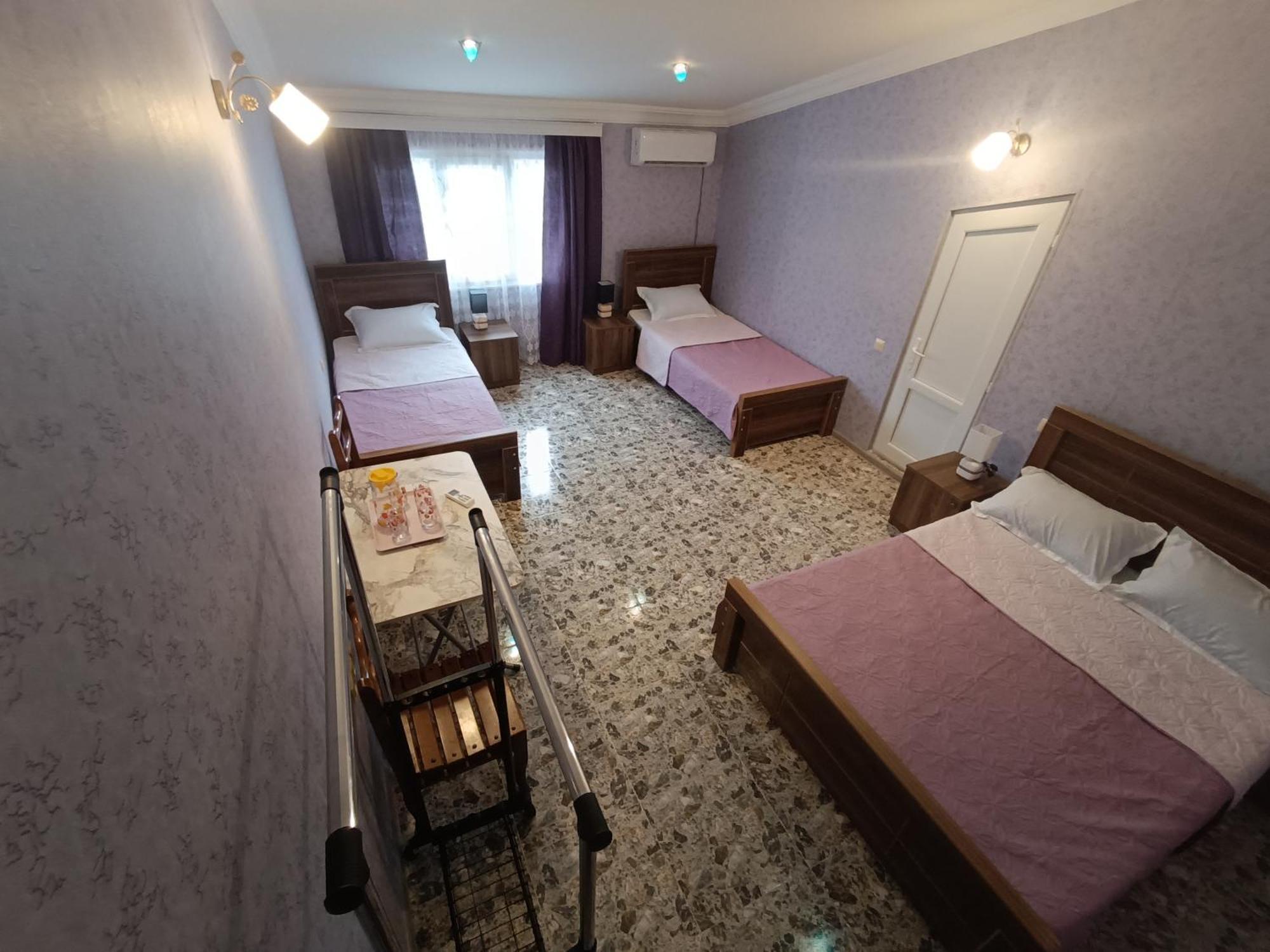 Light House Hotel Kutaisi Luaran gambar